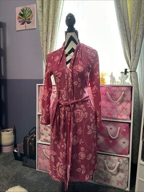 Berkshire Floral Knit Robe with Tie Belt xs